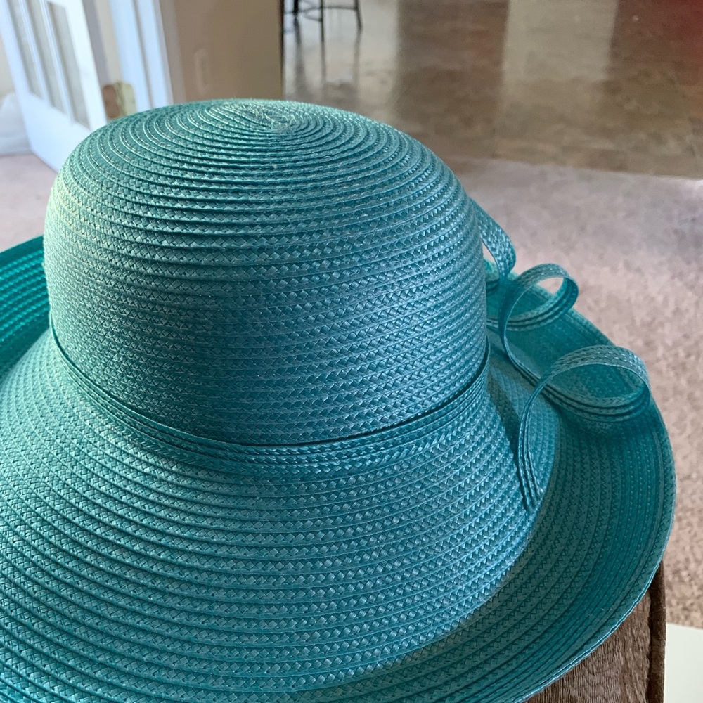 Elegant Teal Women's Sun Hat